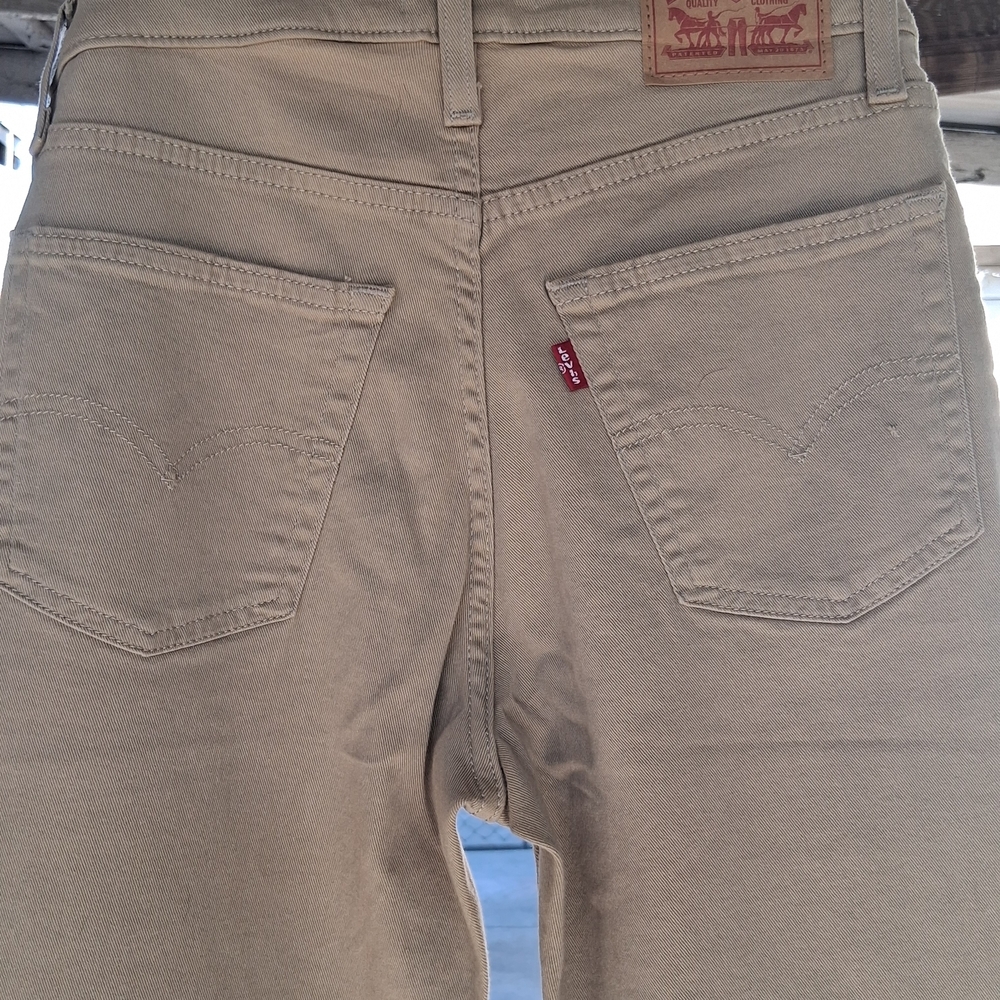 Levi's Woman's Khaki Jeans